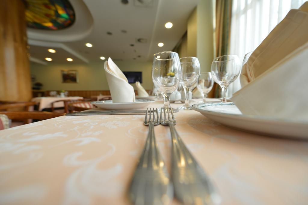 סקופיה Hotel Karpos מראה חיצוני תמונה